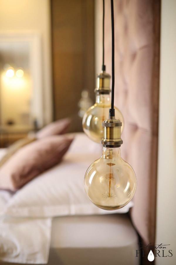 Three Pearls Deluxe & Appartement *