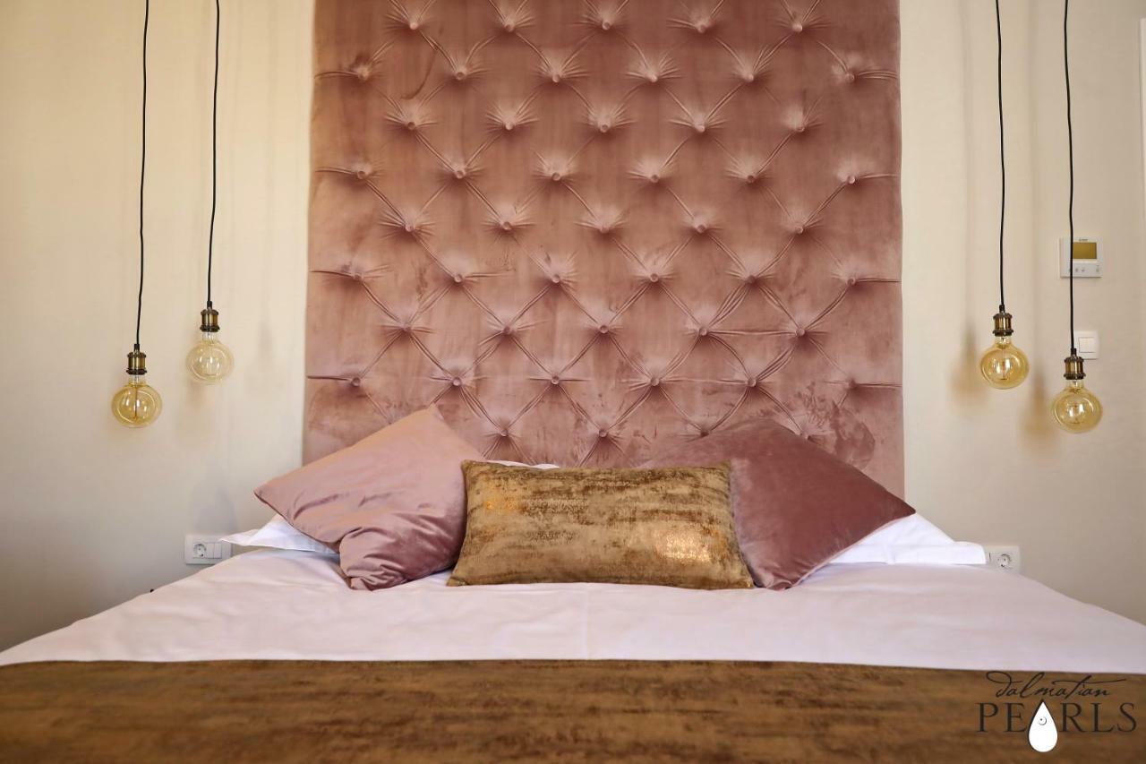 Apartment Three Pearls Deluxe & *